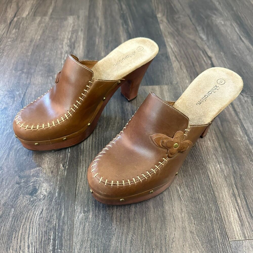 Vintage Leather & Wood Platform Clogs Heels Mules Brown Floral Xhilaration Sz 9